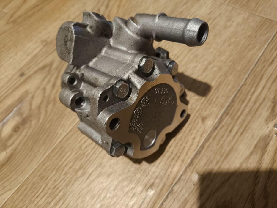 ГУР насос на Golf/Vento