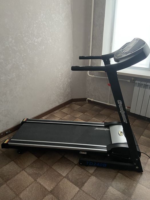 Беговая дорожка продам