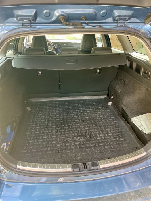 Toyota Auris Touring Hybrid 1.8 , 2017