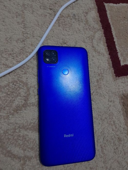 Срочно продам телефон Редми 9С