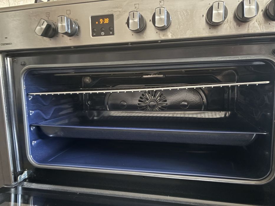 Продам газовую плиту