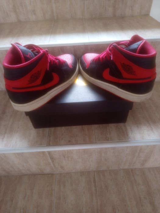 Jordan 1 alternate bred