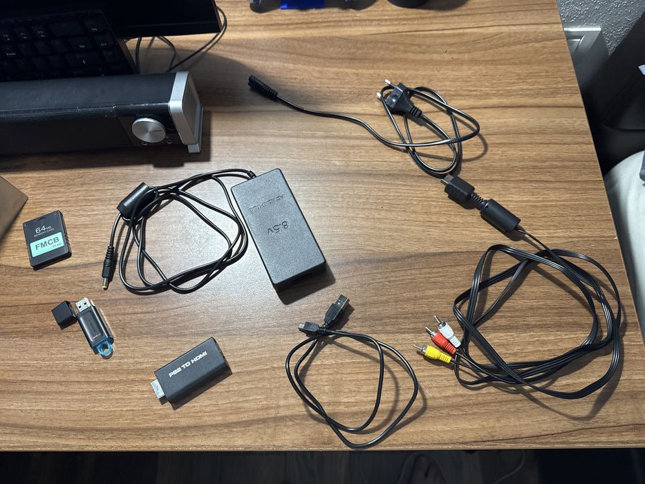 Vând PS2 ( citiți descrierea)