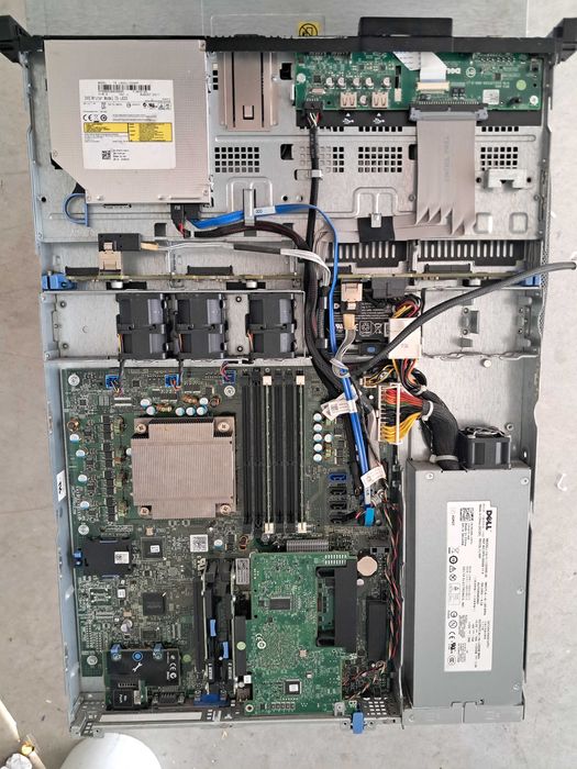 Vand servere Dell PowerEdge R310 1U