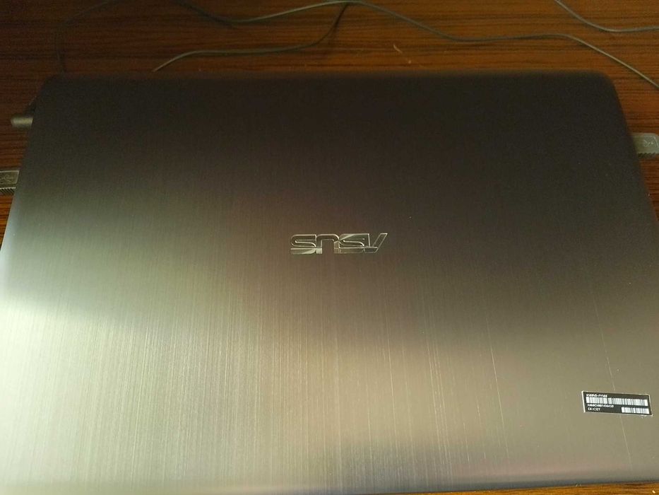 Продавам Laptop ASUS Pro 15 N580VD CPU i7-7Gen GTX1050 4GB VRAM 1100Лв