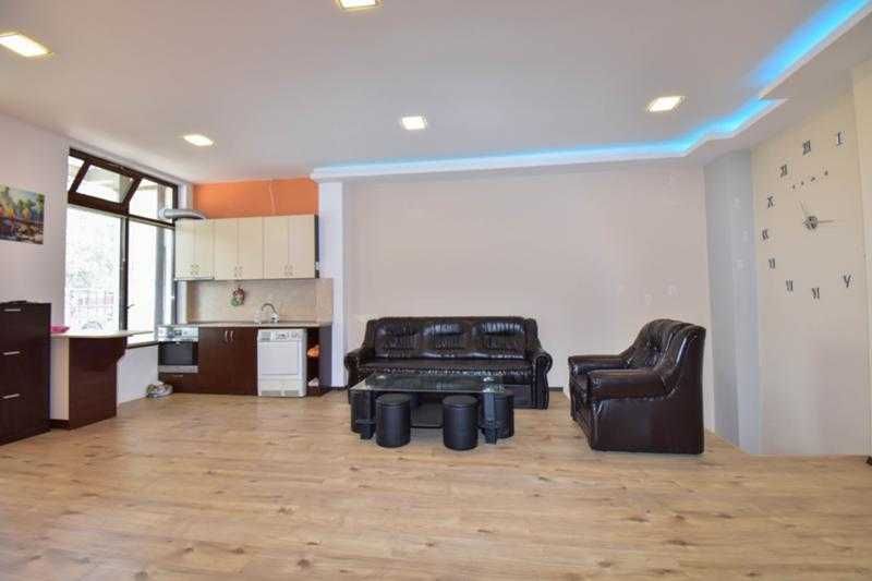 Продава се Офис в София, Витоша - 100 кв.м за 2200 €/кв.м - Снимка #2