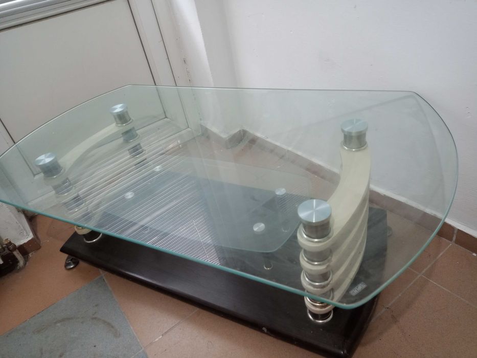 Продавам холна луксозна стъклена х мимаса 120 лв.