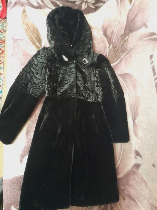 Шуба Мутон продается