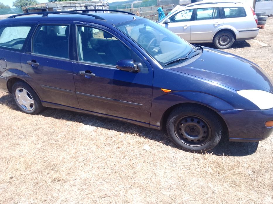 Dezmembrez Ford focus 1 1 8 Tddi Anul 2000