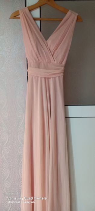 Стилни дълги рокли