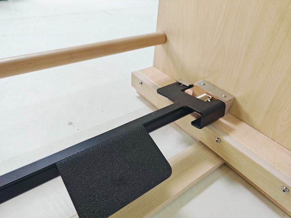 Aparat pilates reformer- Ladder Barrel din lemn de artar  cu pedala(maple)