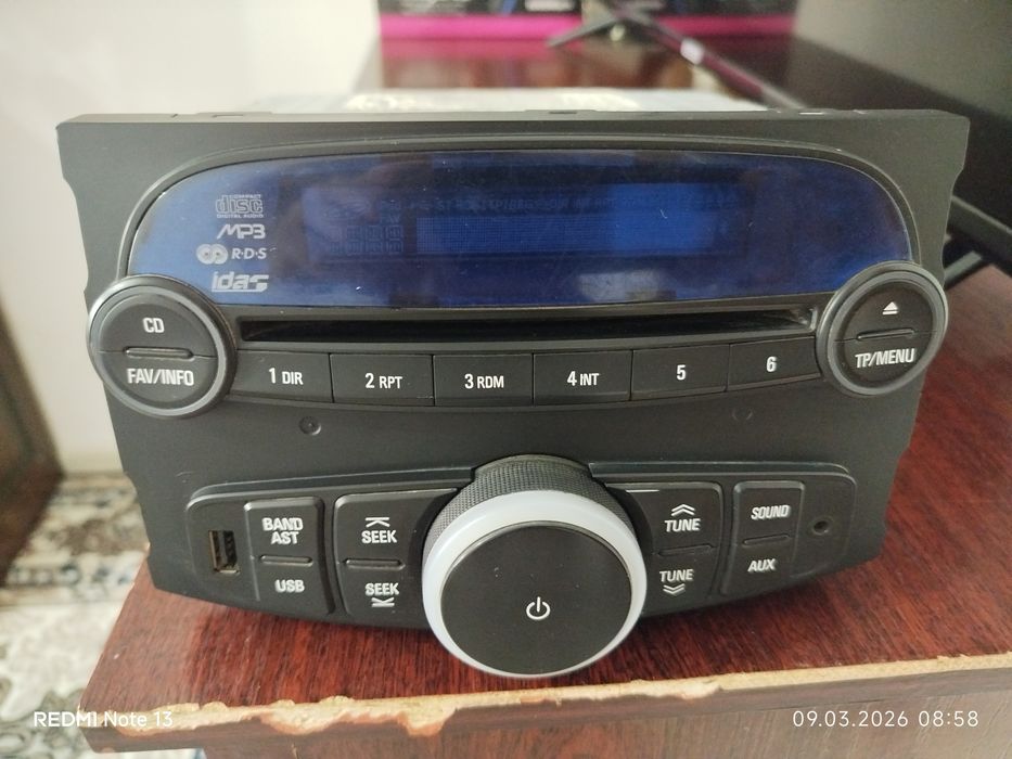 Магнитофон Спарк.