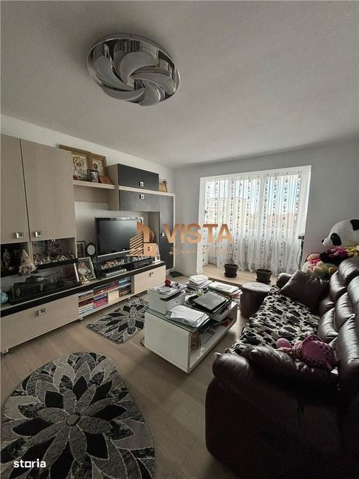 Apartament 4 camere, 2 bai, etaj 34, decomandat, cartier Tractorul — fotografia 1