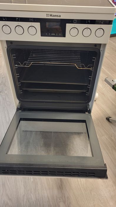 Продам электроплиту