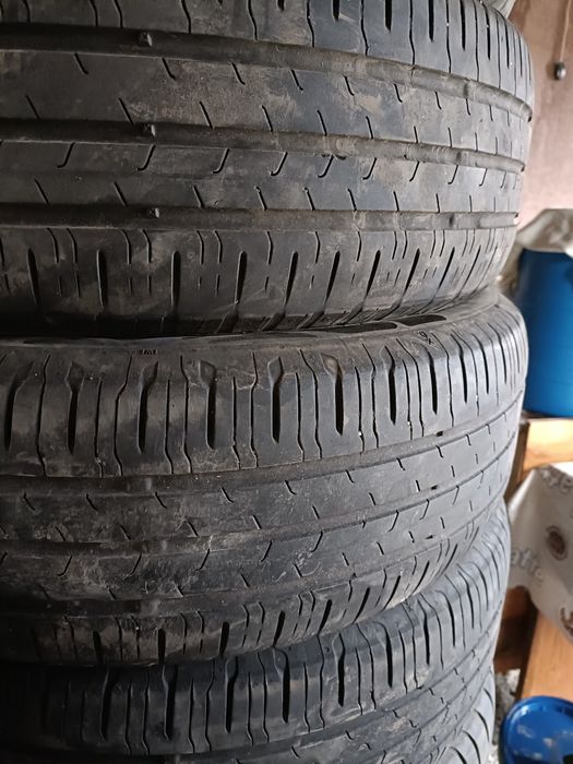 Set anvelope Continental vara 185.65.15