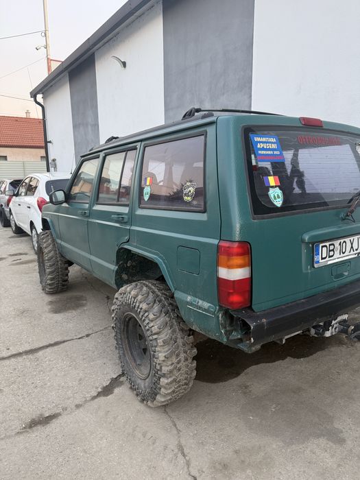 Jeep Cherokee XJ 4.0i, manual