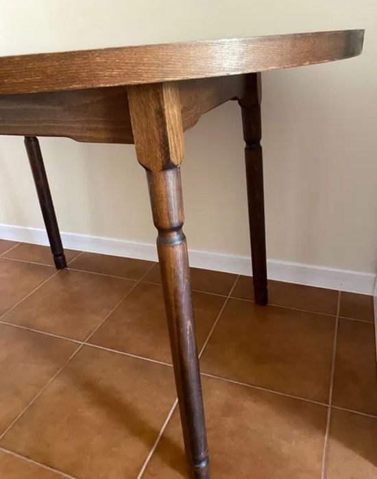 Трапезна маса от масивно дърво, разтегателна