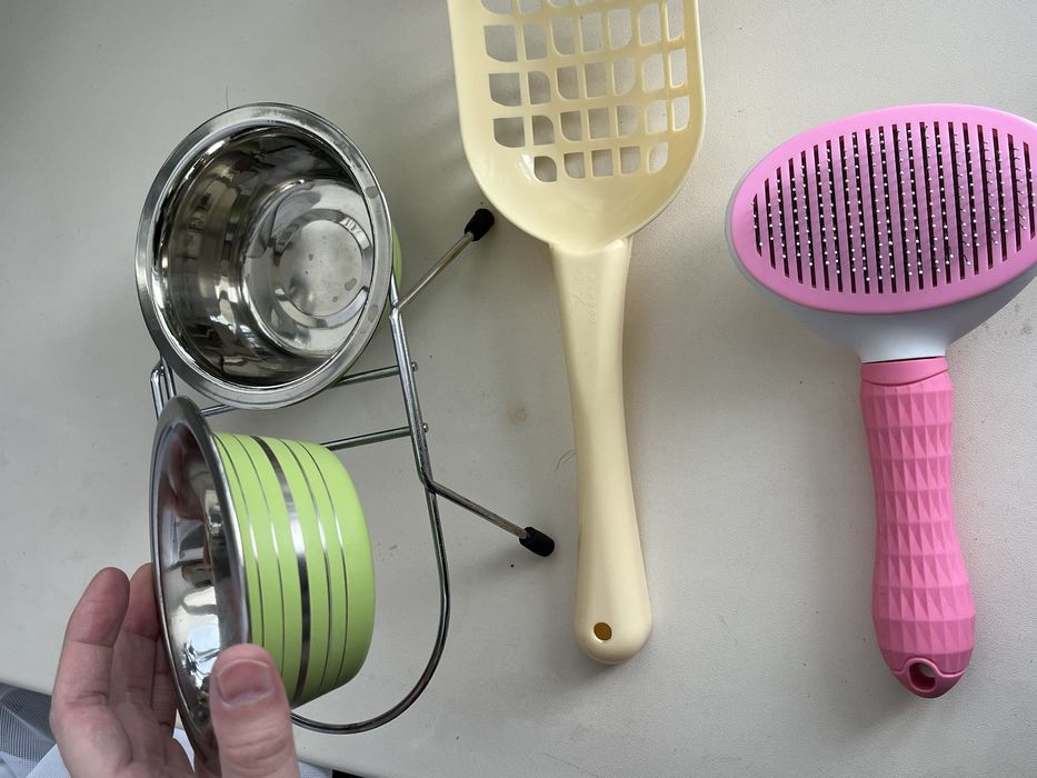 Продам для кота лопатка, миски