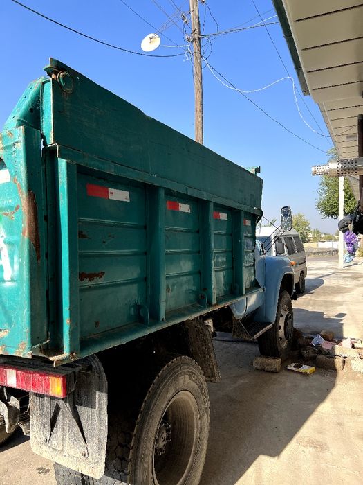 zil sotiladi xolati zor