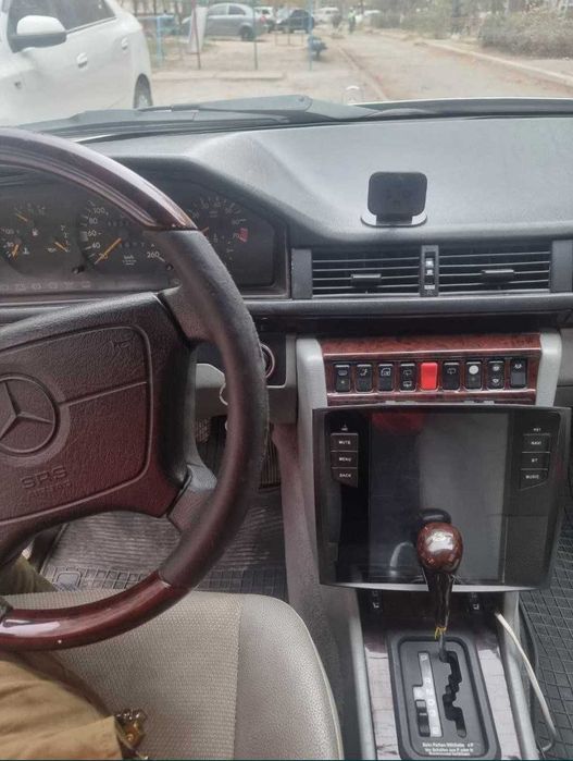 СРОЧНО Mersedes Bens. Кузов W124. Рестайлинг