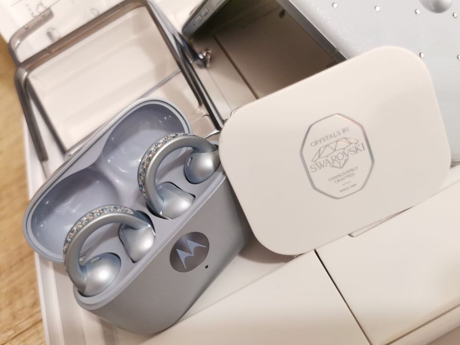 Motorola RAZR 60 Swarovski - Ice Melt 5G + Buds Loop FULL BOX