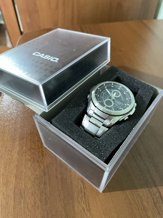 Мъжки часовник Casio3798-EFA-116 чисто нов не е използван от подарък е