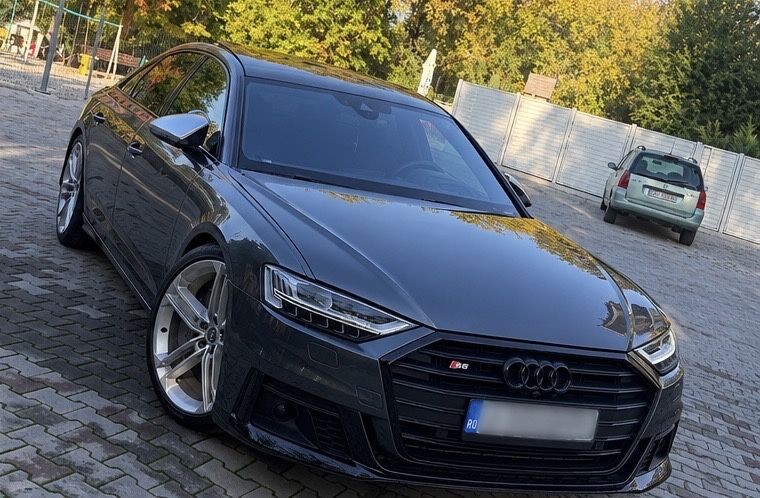 AUDI S8 2021 — imagine 1