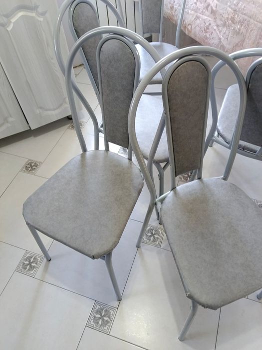 Стулья на кухню.