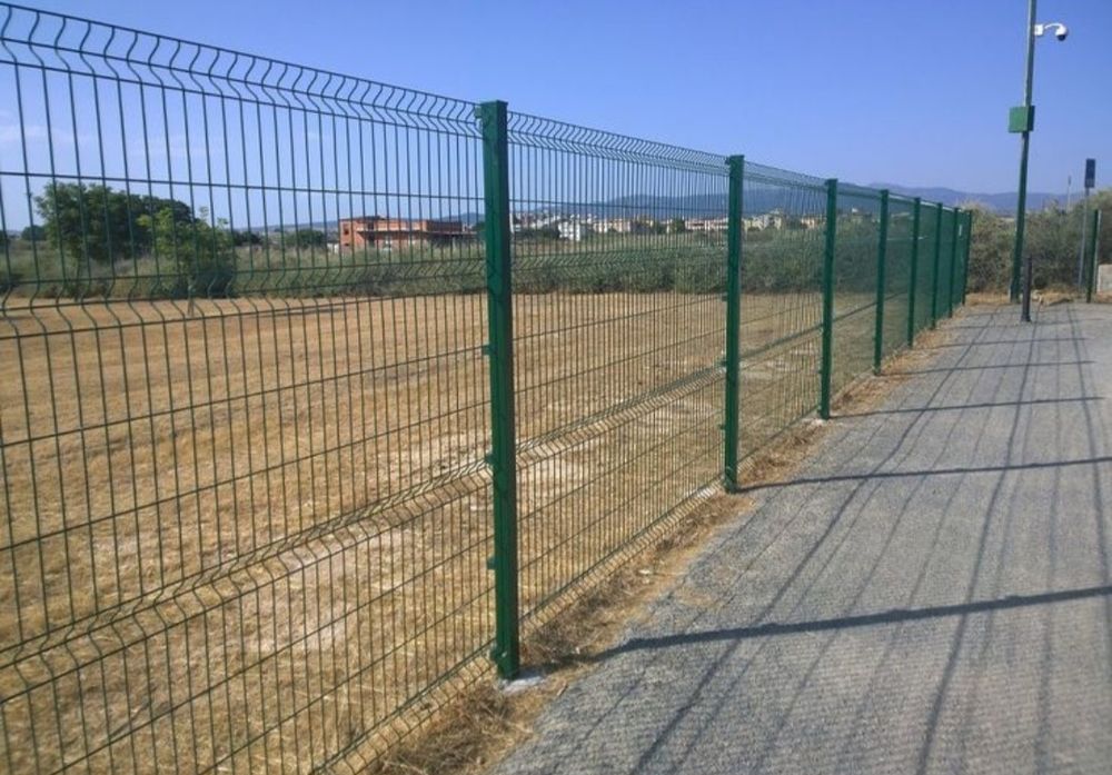 Vind garduri din plasa bordurata