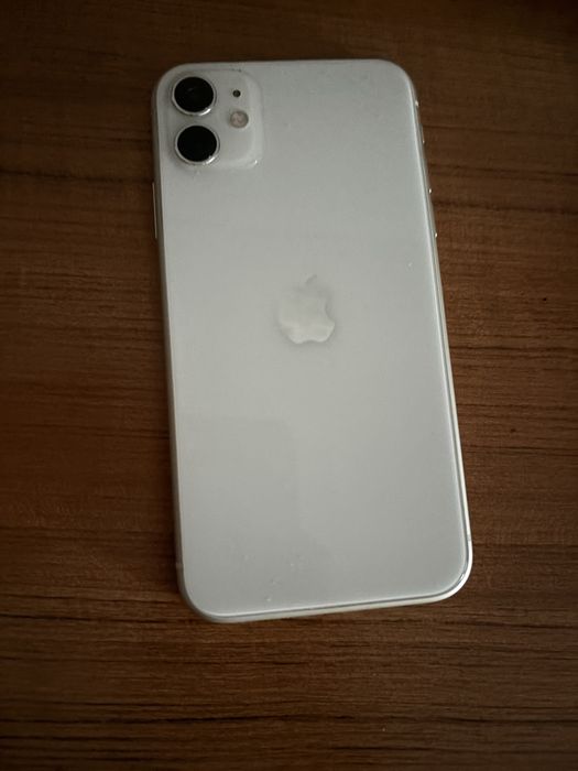 iPhone 11 64Gb белый цвет