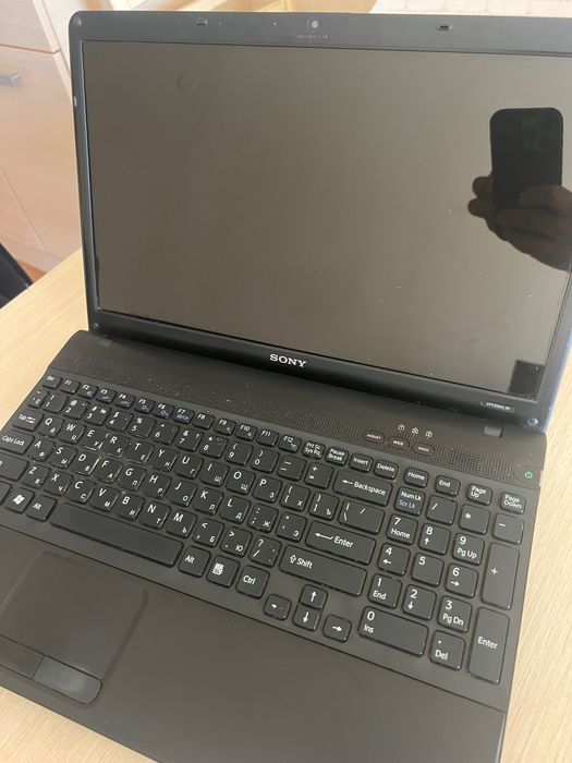 Лаптоп Sony VAIO 15 инча Pcg-71211v