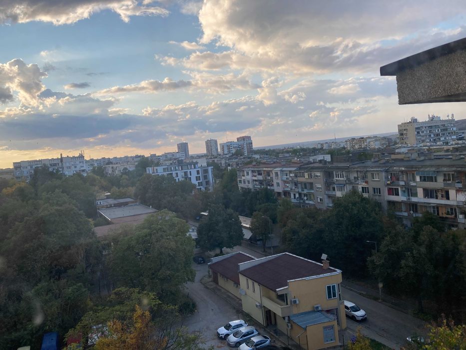 Продава се Четиристаен апартамент в Плевен, Сторгозия - 100 кв.м за 1154 €/кв.м - Снимка #9