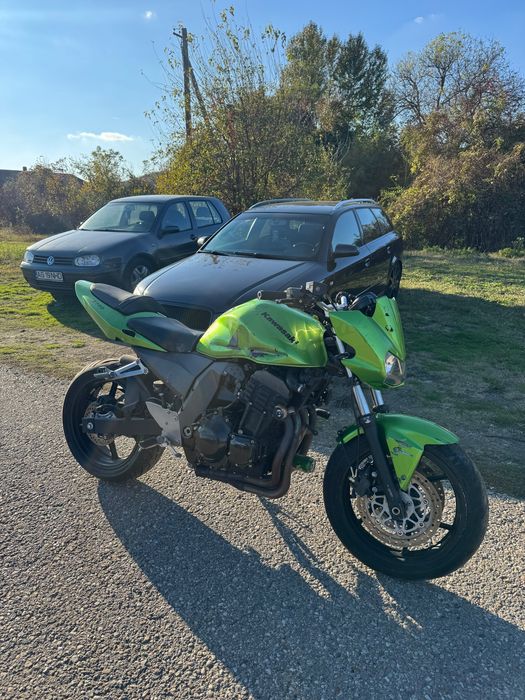Dezmembrez / vand intreg Kawasaki z750 2005