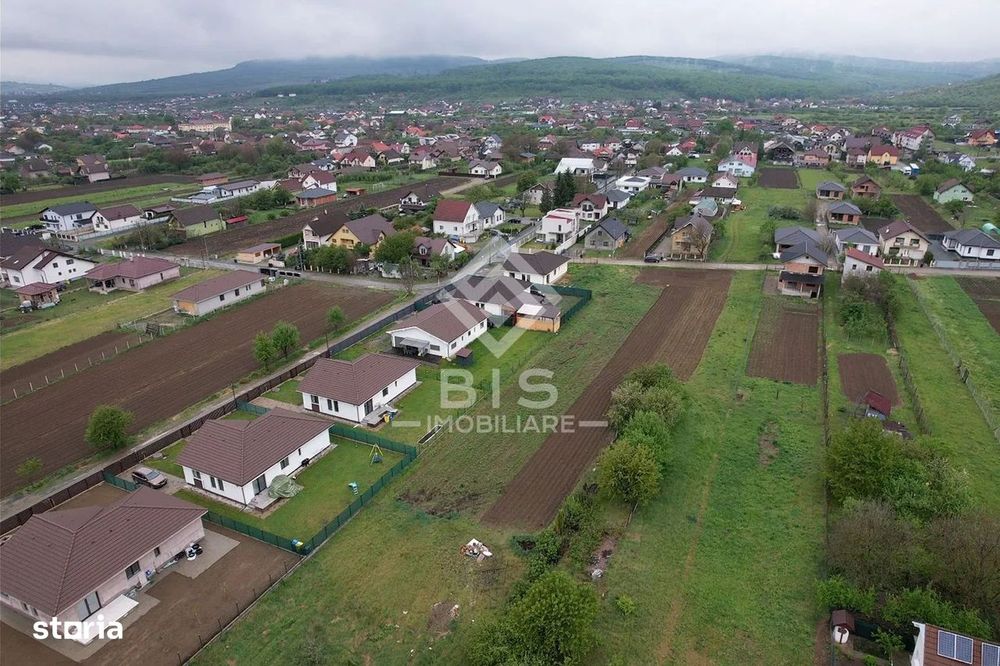 Teren Intravilan 1000 mp -   str Bistritei - Unirea