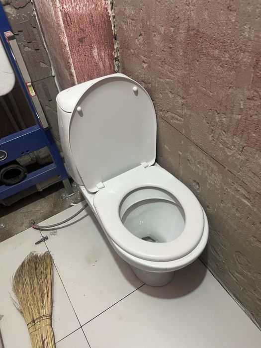 Унитаз для туалета