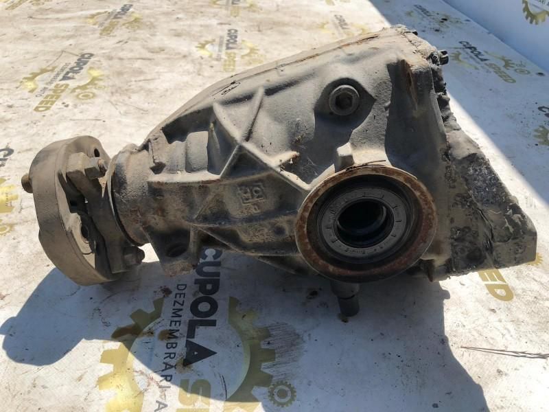 Diferential spate Mercedes C-Class W203 a2043510408 2.2 cdi