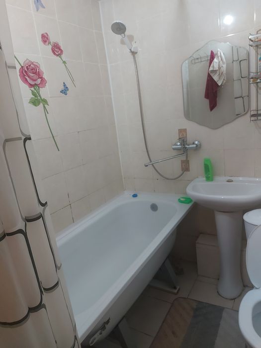 Возму на подселение девушку