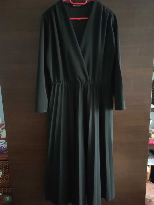 Дамска черна рокля M