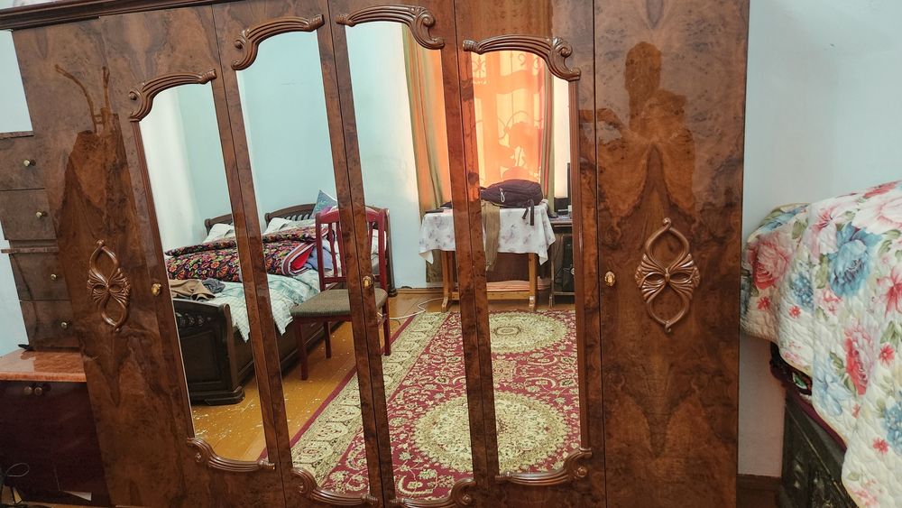 Пподаётся б/у мебель