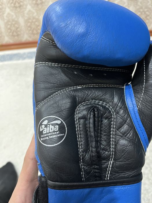 Боксерский перчатки velo