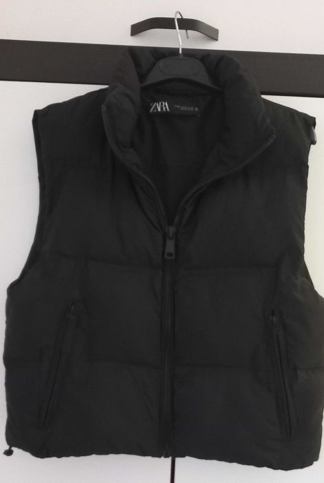 Vesta puffer Zara Neagra mas XS/ S