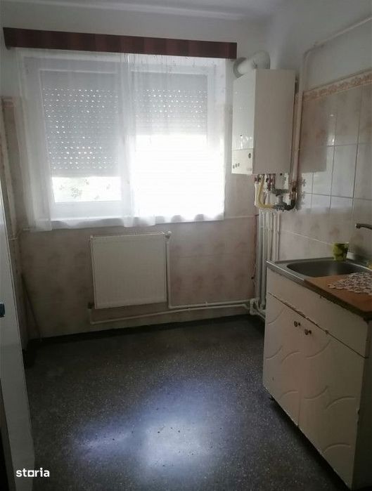 Apartament 3 camere confort 1, Calea Galati, etaj 3 — fotografia 3
