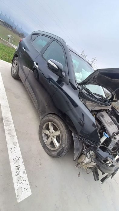 Dezmembram Hyundai IX35 2.0 CRDi 4WD D4HA