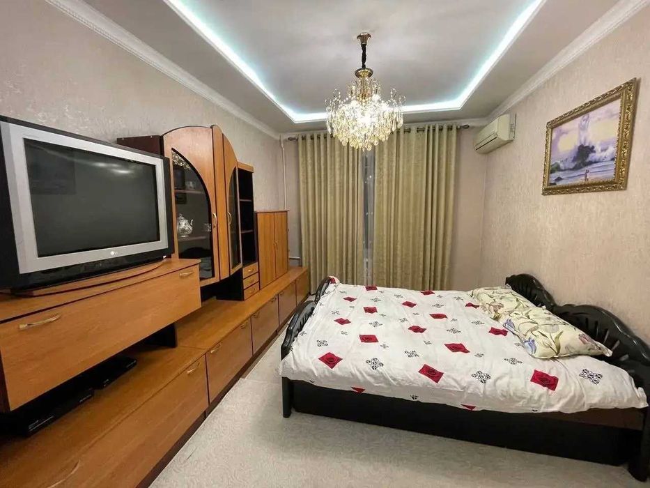 С6 Срочна Продаётся 2ком Квартира Юнусабадский  11-квартл мега планет