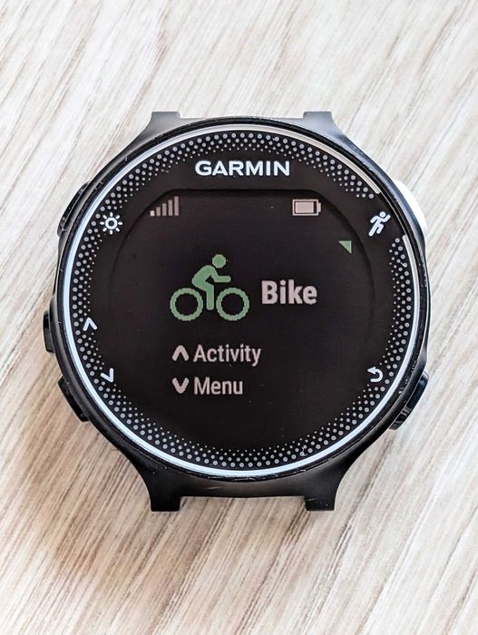 Garmin Forerunner 230 (fără curea)
