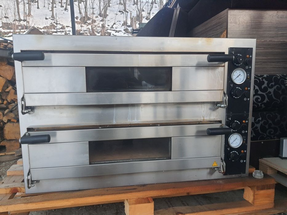 Cuptor electric de 8 pizza  Trifazic preț negociabil