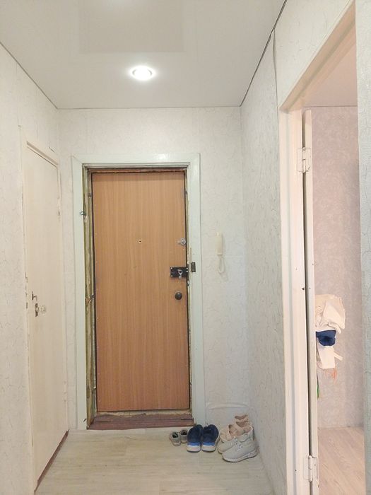 Продам 1к кв в 20мкр