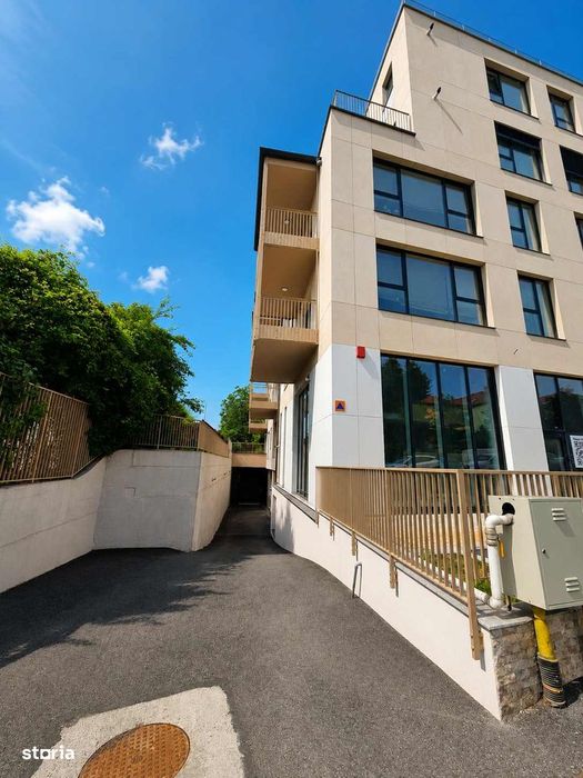 De vânzare apartament 2 camere zona Cipariu