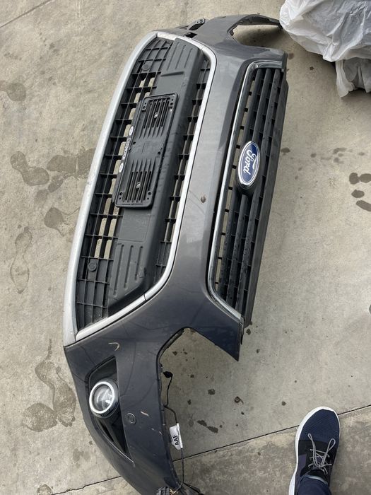 Решетка Ford Kuga 2008-