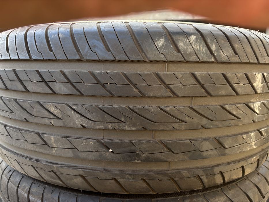 Летный шины  хорошем состоянии